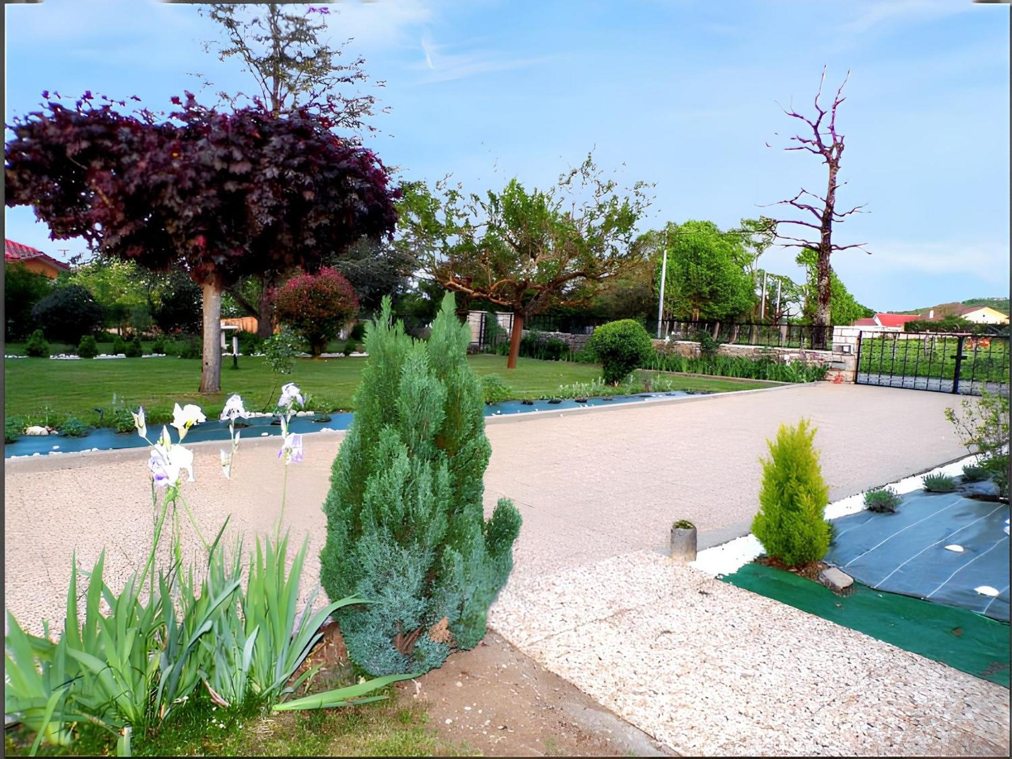 Appartement Charmant A Toulonjac Avec Jardin Et Terrasse 110 M² エクステリア 写真